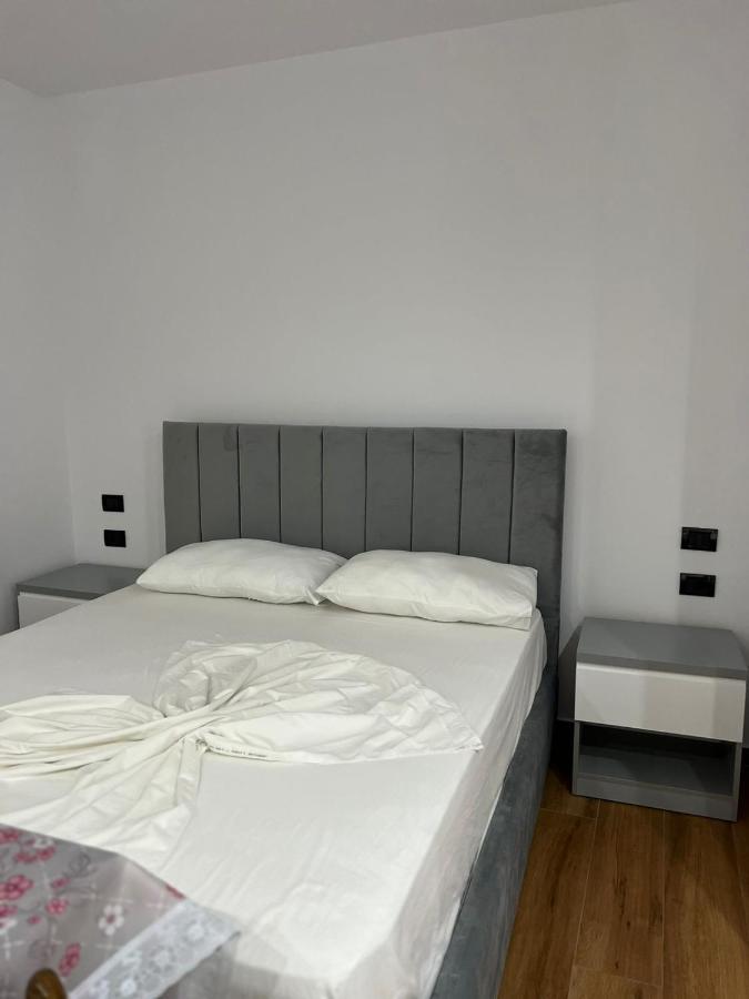 Hotel Vila Herta Дуррес Экстерьер фото
